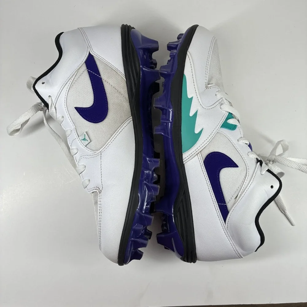 Jordan Brand Stadium 90 Low TD Men's 10.5 White Grape Football Cleats HQ0210-105